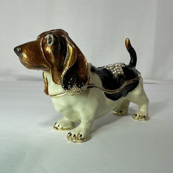 Basset Hound Dog Trinket Box. Hand Made‎ with Enamel & Swarovski Crystals - Picture 1 of 11